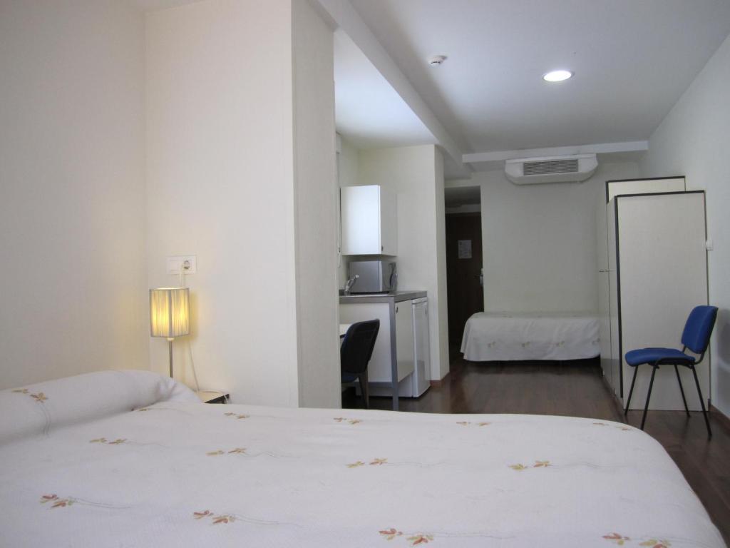 Hostal El Estudio Almansa Quarto foto