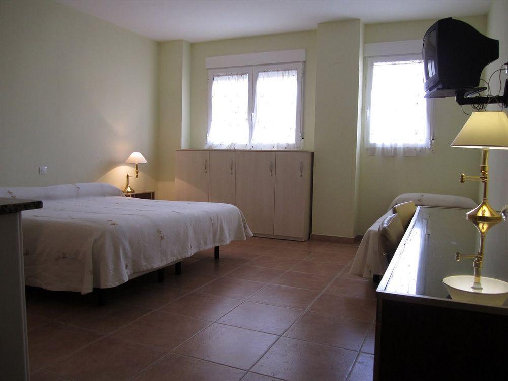 Hostal El Estudio Almansa Exterior foto